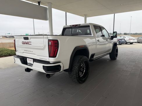 Used 2024 GMC Sierra 3500 Denali w/ Denali Reserve Package image 6