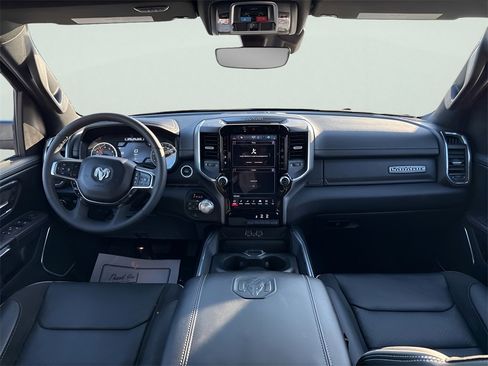 Used 2025 RAM 1500 Laramie image 12