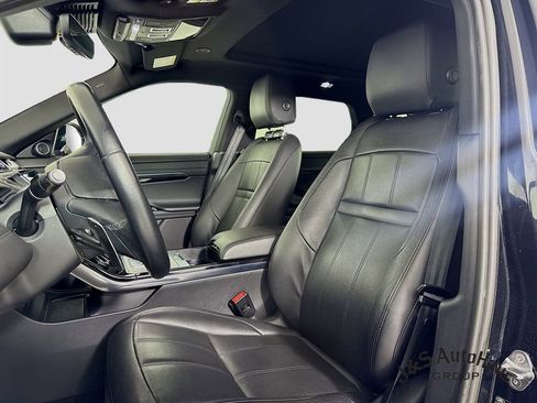 Used 2023 Land Rover Range Rover Evoque SE image 11