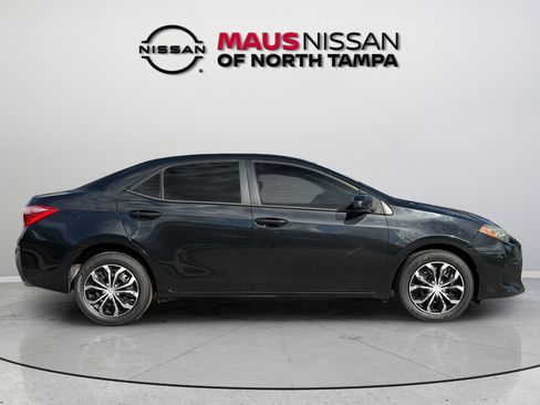 Used 2017 Toyota Corolla LE FWD image 13