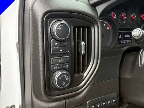 Used 2024 Chevrolet Silverado 2500 W/T AWD/4WD image 12