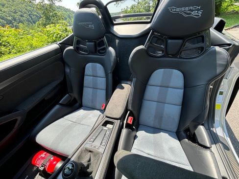 Certified 2025 Porsche 718 Boxster Spyder RS image 12