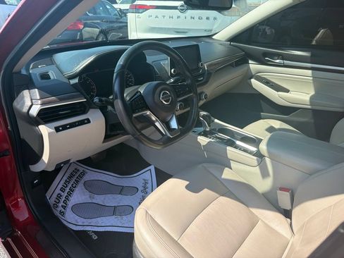 Used 2019 Nissan Altima 2.0 Edition One FWD image 13