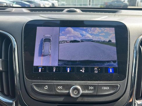 Used 2022 Chevrolet Equinox RS w/ RS Leather Package image 25