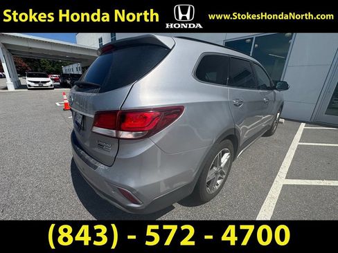 Used 2017 Hyundai Santa Fe Limited w/ Cargo Package AWD/4WD image 8