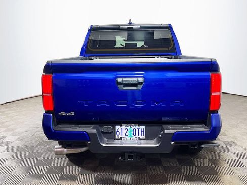 Certified 2025 Toyota Tacoma SR5 AWD/4WD image 6