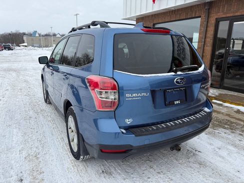 Used 2016 Subaru Forester 2.5i Premium image 3