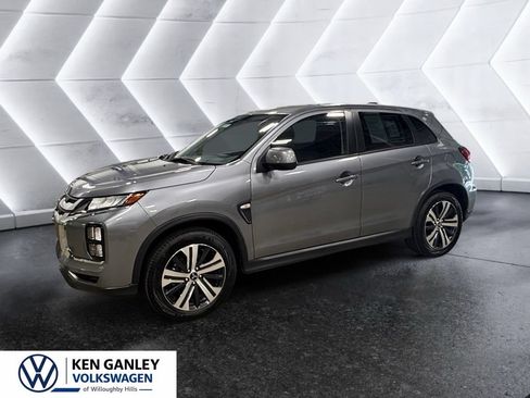 Used 2025 Mitsubishi Outlander Sport ES AWD/4WD image 1