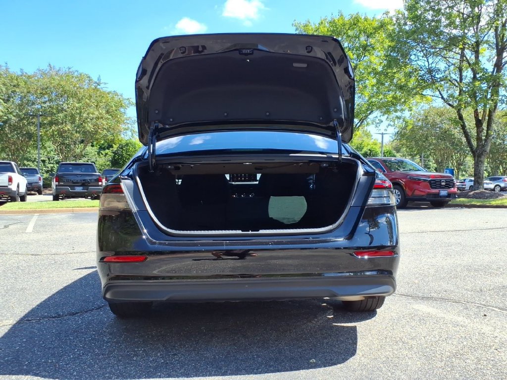 Used 2025 Honda Accord Sport image 20