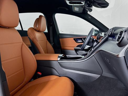 Certified 2026 Mercedes-Benz GLC 300 GLC 300 image 6