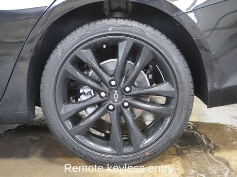 Used 2024 Chevrolet Malibu LT w/ Midnight Edition image 6