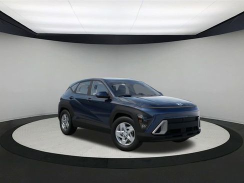 New 2026 Hyundai Kona SE image 2