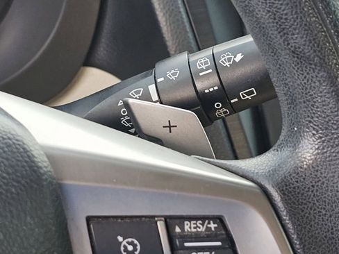 Used 2014 Subaru Impreza 2.0i Premium w/ All-Weather Package w/CVT AWD/4WD image 11
