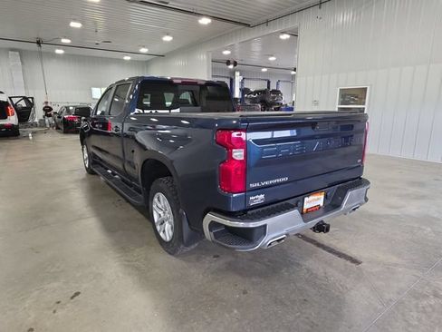 Used 2021 Chevrolet Silverado 1500 LT AWD/4WD image 6