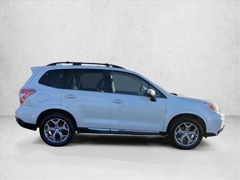 Used 2016 Subaru Forester 2.5i Touring w/ Popular Package #2 image 4