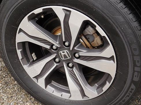 Used 2018 Honda CR-V LX image 8