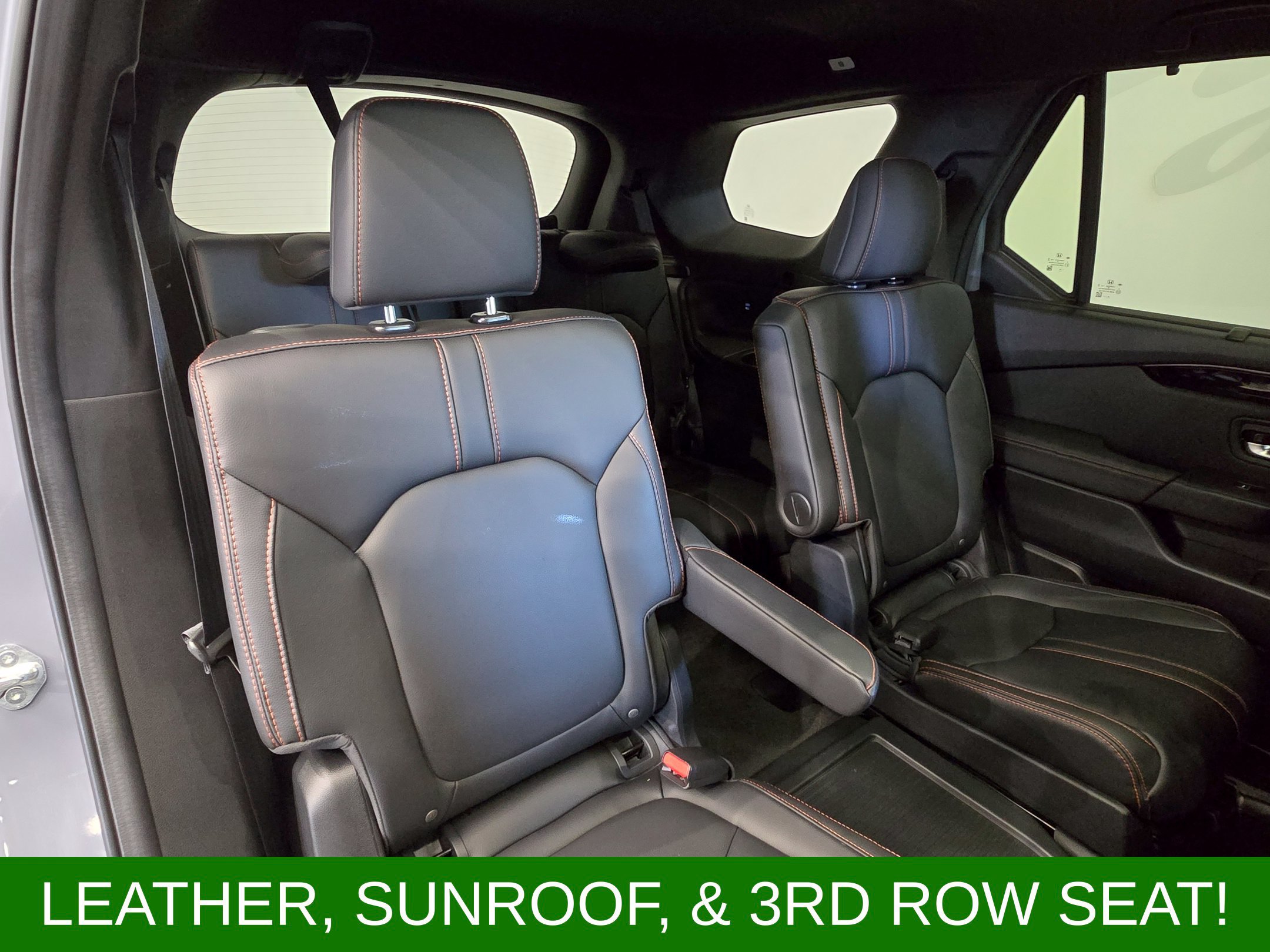 Used 2025 Honda Pilot TrailSport image 10
