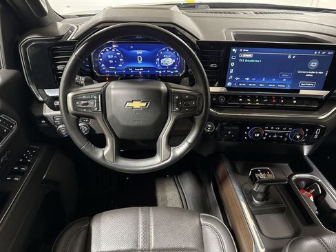 Used 2024 Chevrolet Silverado 1500 High Country w/ Technology Package AWD/4WD image 11