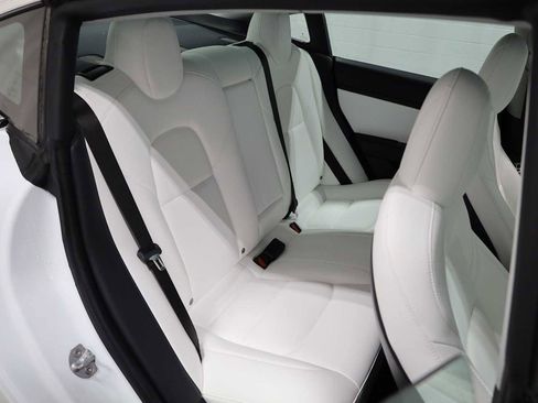 Used 2020 Tesla Model 3 Long Range image 33