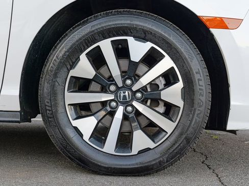 Used 2025 Honda Odyssey EX-L image 12