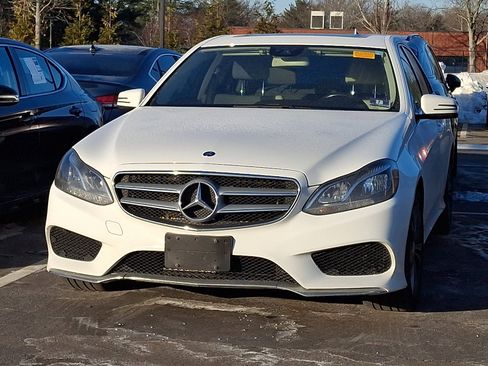 Used 2016 Mercedes-Benz E 350 4MATIC image 4