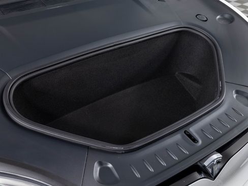 Used 2021 Tesla Model S Plaid image 39