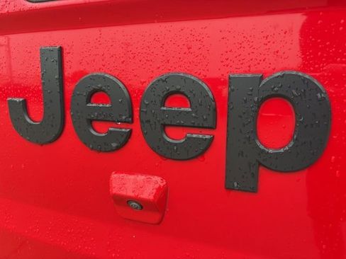 Used 2020 Jeep Gladiator Sport w/ Quick Order Package 24S AWD/4WD image 8