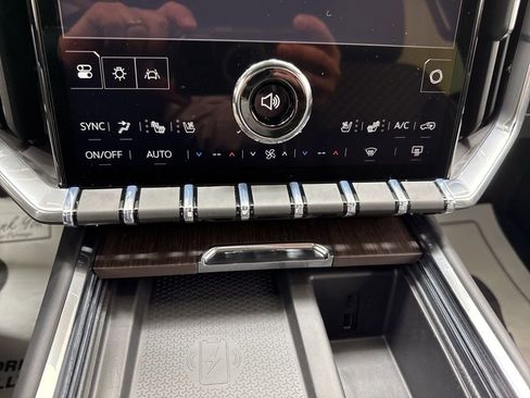 New 2026 GMC Acadia Denali w/ Super Cruise Package image 35