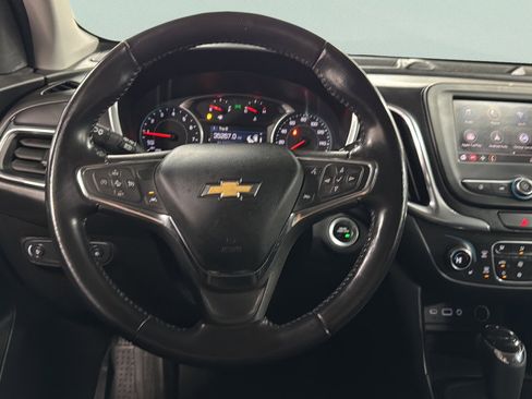 Used 2021 Chevrolet Equinox LT image 32