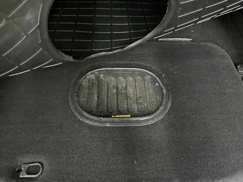 Used 2016 Jeep Wrangler Unlimited Rubicon AWD/4WD image 38