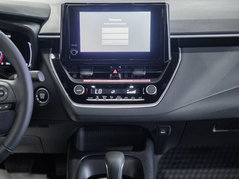 New 2026 Toyota Corolla SE image 18