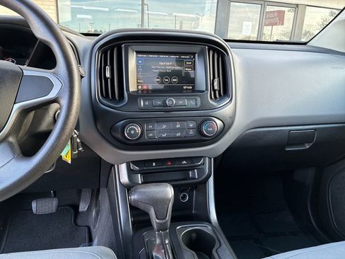 Used 2019 Chevrolet Colorado W/T w/ WT Convenience Package image 18