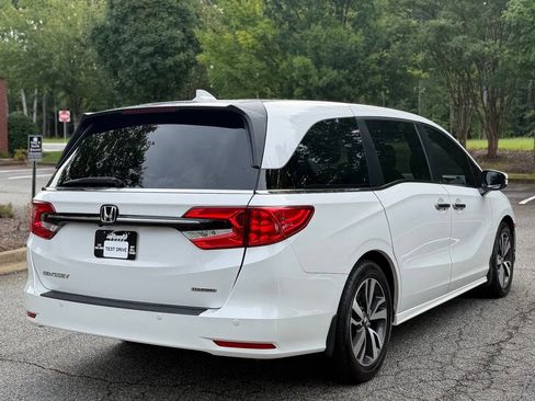 Used 2023 Honda Odyssey Touring image 5