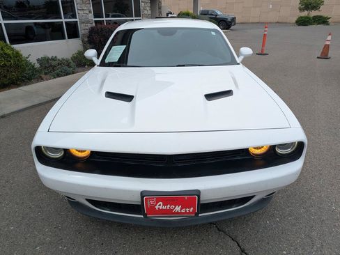 Used 2018 Dodge Challenger SXT w/ Blacktop Package RWD image 7
