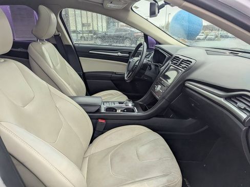 Used 2018 Ford Fusion Energi Titanium image 32