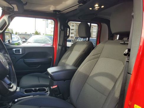 Certified 2020 Jeep Gladiator Sport w/ Quick Order Package 24S image 18