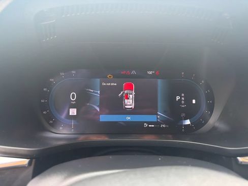 Used 2024 Volvo XC60 B5 Core AWD/4WD image 27