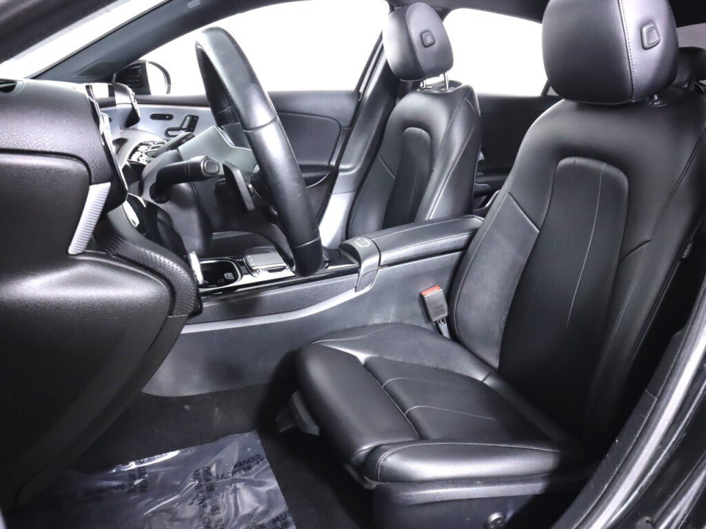 Used 2019 Mercedes-Benz A 220 image 32