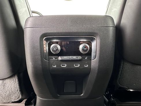 Certified 2023 GMC Yukon Denali Ultimate AWD/4WD image 29