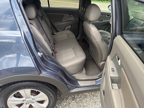 Used 2012 Kia Sportage LX AWD/4WD image 17