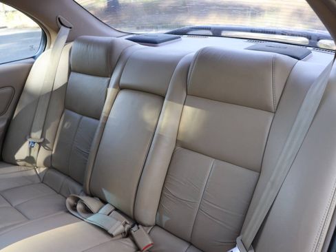 Used 1997 Nissan Maxima GXE FWD image 30