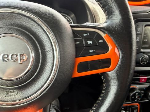 Used 2016 Jeep Renegade Limited AWD/4WD image 26