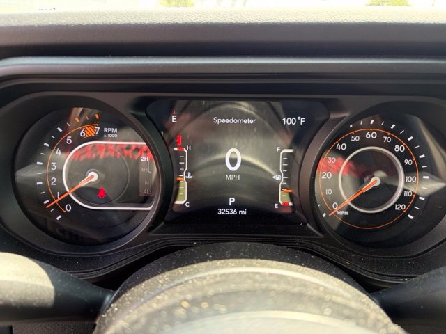 Used 2024 Jeep Wrangler Unlimited Rubicon w/ Technology Group AWD/4WD image 11