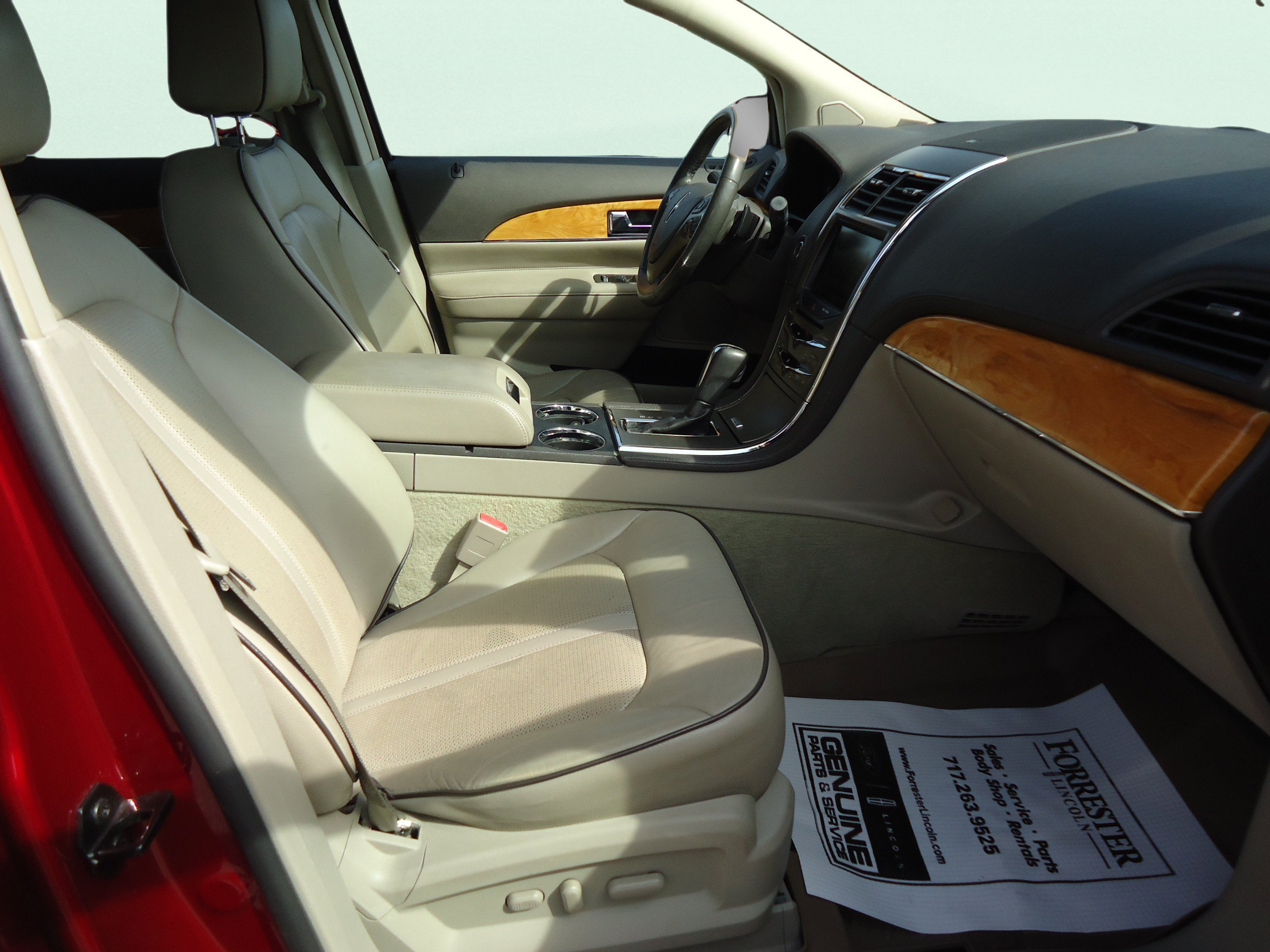 Used 2015 Lincoln MKX AWD w/ Equipment Group 102A image 26