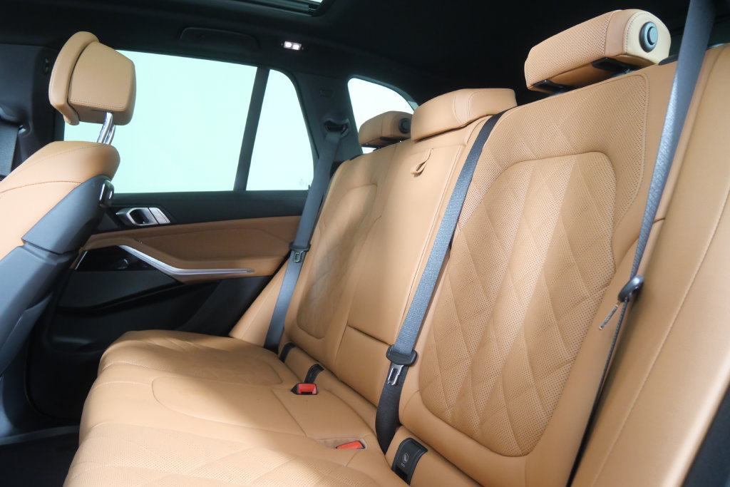 Certified 2026 BMW X5 sDrive40i RWD image 17