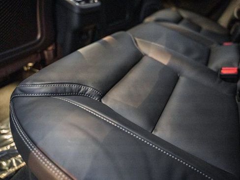 New 2026 Volvo XC60 B5 Ultra w/ Climate Package image 32