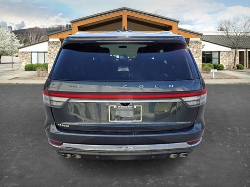 Used 2023 Lincoln Aviator Reserve w/ Equipment Group 201A image 6