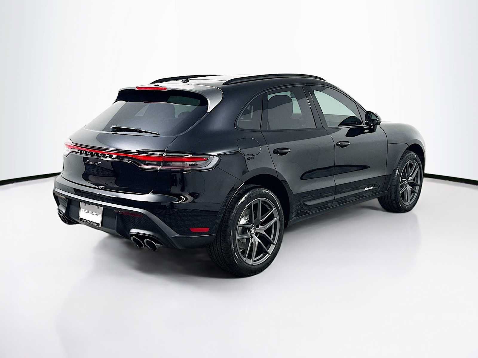 Used 2026 Porsche Macan Turbo AWD/4WD image 9
