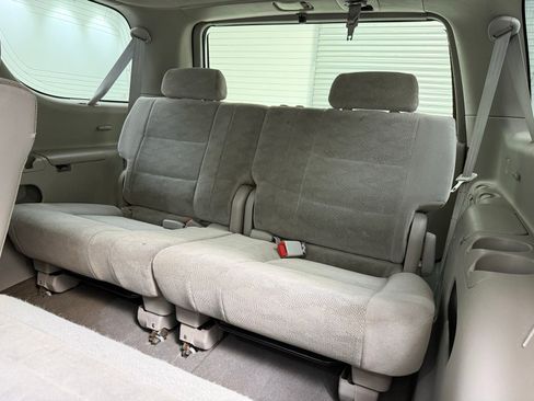Used 2005 Toyota Sequoia SR5 RWD image 18