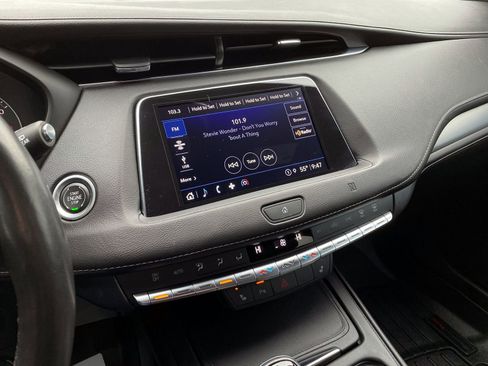 Used 2021 Cadillac XT4 Premium Luxury w/ Cold Weather Package image 14